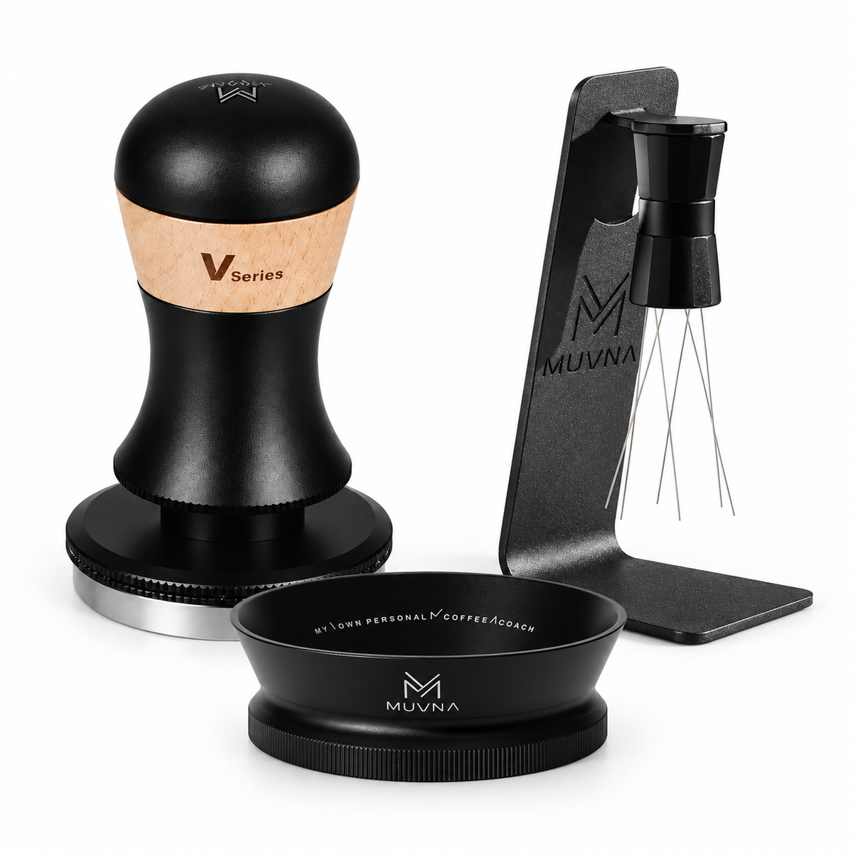 58 mm Espresso Prep bundle: MUVNA V-Series tamper, black 58 mm dosing ring and black magnetic WDT tool with stand | باقة أدوات تحضير الإسبريسو 58 مم: مكبس موفنا V-Series وحلقة جرعات سوداء وأداة WDT مغناطيسية سوداء مع حامل